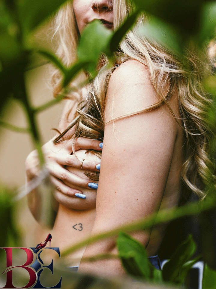 Nilüfer Eve Gelen Escort ile Evinde Ateşli ve Özel Bir Gece